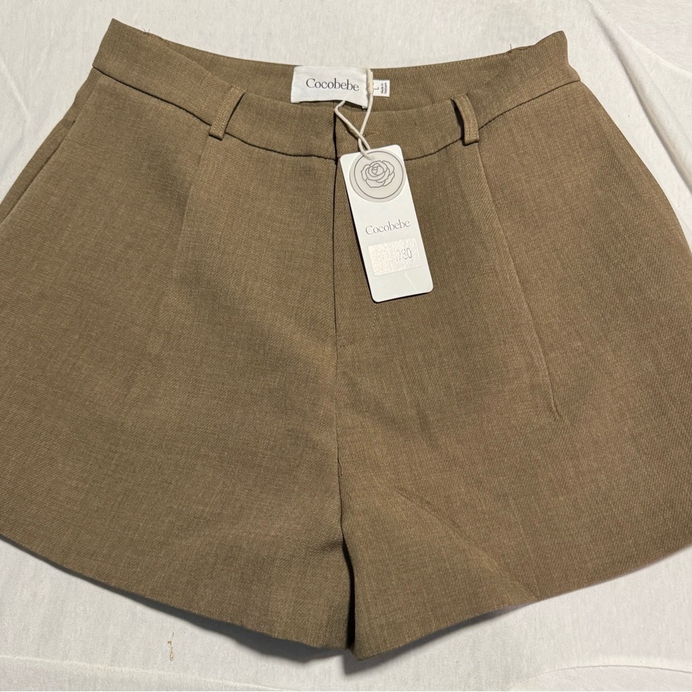 Women's Tan Shorts